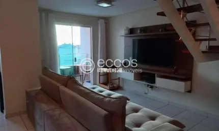 Apartamento à venda, 3 quartos, 1 suíte, 2 vagas, Santa Mônica - Uberlândia/MG