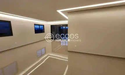Cobertura à venda, 4 quartos, 3 suítes, 4 vagas, Morada da Colina - Uberlândia/MG