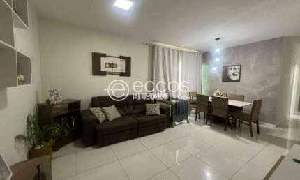 Apartamento à venda, 4 quartos, 1 suíte, 2 vagas, Santa Mônica - Uberlândia/MG