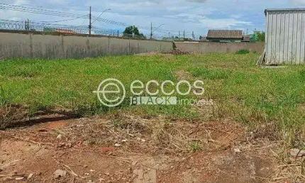 Terreno à venda na Avenida Estrêla do Sul, --, Martins, Uberlândia