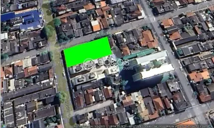 Terreno à venda na Rua Padre Pio, --, Martins, Uberlândia