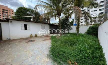 Casa à venda, 3 quartos, 1 suíte, 1 vaga, Patrimônio - Uberlândia/MG