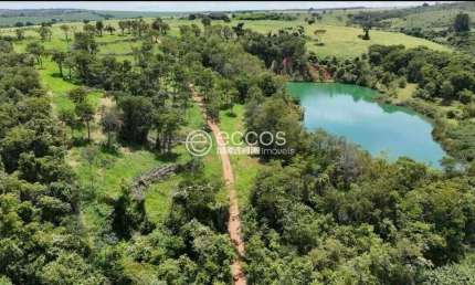 Terreno à venda na Avenida Municipal, --, Centro, Coromandel