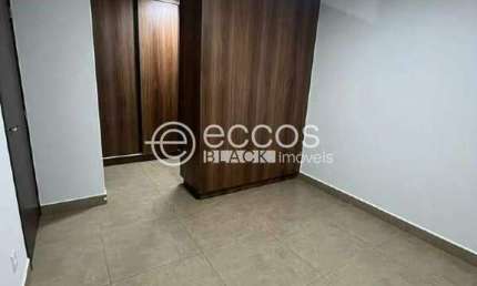 Casa à venda, 3 quartos, 1 suíte, 2 vagas, Aclimação - Uberlândia/MG