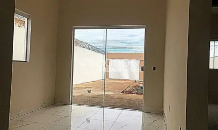 Casa à venda, 3 quartos, 1 suíte, 4 vagas, Shopping Park - Uberlândia/MG