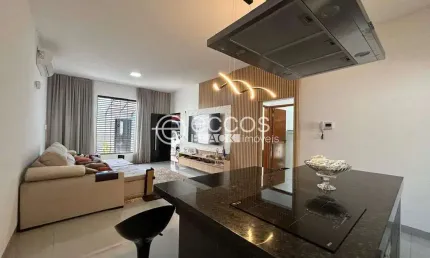 Casa à venda, 3 quartos, 1 suíte, 3 vagas, Jardim Ipanema - Uberlândia/MG