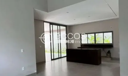 Casa em condomínio à venda, 3 quartos, 3 suítes, 2 vagas, Laranjeiras - Uberlândia/MG