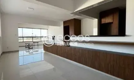 Apartamento à venda, 3 quartos, 1 suíte, 1 vaga, Santa Mônica - Uberlândia/MG