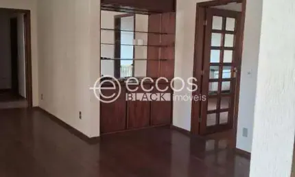 Apartamento à venda, 3 quartos, 1 suíte, 2 vagas, Lídice - Uberlândia/MG