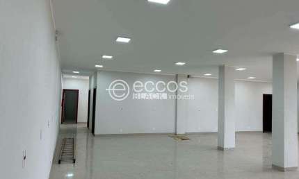 Imóvel Comercial à venda, Santa Mônica - Uberlândia/MG