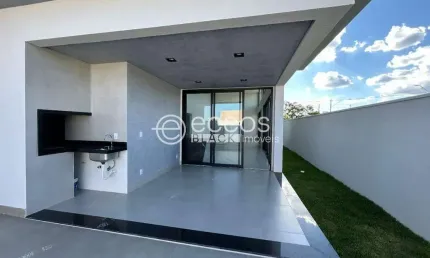 Casa em condomínio à venda, 3 quartos, 3 suítes, 2 vagas, Laranjeiras - Uberlândia/MG