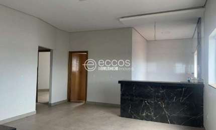 Apartamento para aluguel, 3 quartos, 1 suíte, 1 vaga, Monte Moriá - ARAGUARI/MG