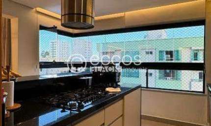 Apartamento à venda, 3 quartos, 2 suítes, 2 vagas, Jardim Finotti - Uberlândia/MG