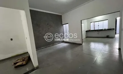 Casa à venda, 3 quartos, 1 suíte, 4 vagas, Morumbi - Uberlândia/MG