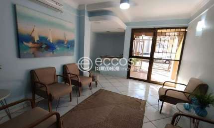 Imóvel Comercial para aluguel, 3 vagas, Lídice - Uberlândia/MG