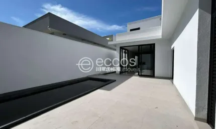 Casa em condomínio à venda, 3 quartos, 3 suítes, 2 vagas, Laranjeiras - Uberlândia/MG