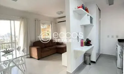 Apartamento à venda, 3 quartos, 1 suíte, 1 vaga, Santa Mônica - Uberlândia/MG