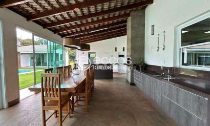 Casa em condomínio à venda, 4 quartos, 3 suítes, 8 vagas, Morada do Sol - Uberlândia/MG