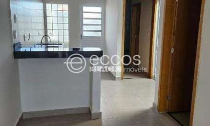Casa à venda, 2 quartos, 1 suíte, 2 vagas, Jardim Ipanema - Uberlândia/MG