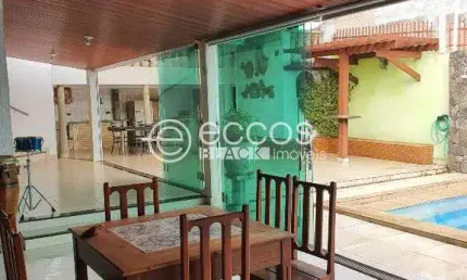 Casa à venda, 3 quartos, 1 suíte, 1 vaga, Daniel Fonseca - Uberlândia/MG