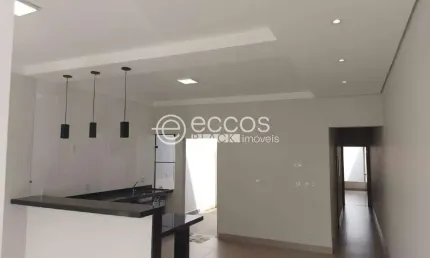 Casa à venda, 2 quartos, 1 suíte, 2 vagas, Shopping Park - Uberlândia/MG