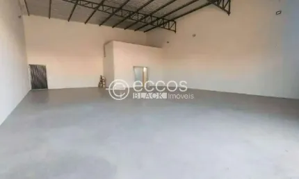 Barracão / Galpão / Depósito para alugar na Avenida Ubirajara Zacharias, --, Novo Mundo, Uberlândia