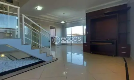 Cobertura à venda, 3 quartos, 3 suítes, 2 vagas, Santa Mônica - Uberlândia/MG