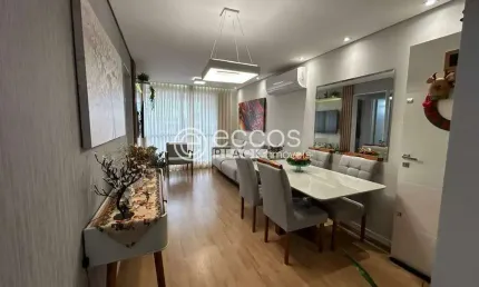 Apartamento à venda, 2 quartos, 1 suíte, 2 vagas, Santa Mônica - Uberlândia/MG