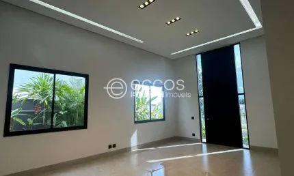 Casa em condomínio para aluguel, 3 quartos, 3 suítes, 2 vagas, Jardim Sul - Uberlândia/MG