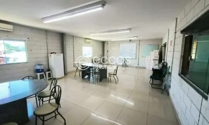 Galpão para aluguel, 6 vagas, Distrito Industrial - Uberlândia/MG