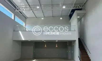 Barracão / Galpão / Depósito para alugar na Avenida Tonico Rezende, --, Jardim Europa, Uberlândia