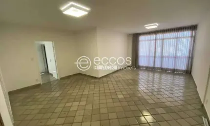 Apartamento para aluguel, 3 quartos, 1 suíte, 1 vaga, Nossa Senhora Aparecida - Uberlândia/MG