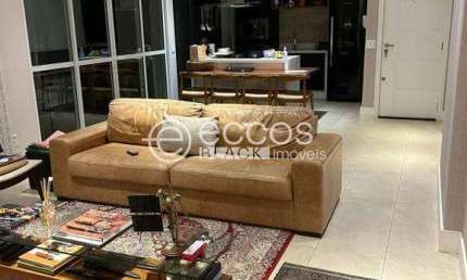 Apartamento à venda, 1 quarto, 1 suíte, 2 vagas, Tabajaras - Uberlândia/MG