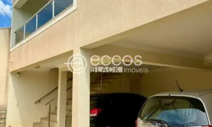 Casa à venda, 5 quartos, 1 suíte, 4 vagas, Nossa Senhora da Abadia - UBERABA/MG