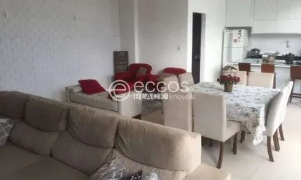 Casa à venda, 3 quartos, 1 suíte, 3 vagas, maravilha - uberlândia/mg
