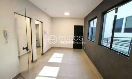 Sala comercial para aluguel, 6 vagas, Nossa Senhora Aparecida - Uberlândia/MG