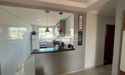 Apartamento à venda, 3 quartos, 1 suíte, 2 vagas, Tibery - Uberlândia/MG