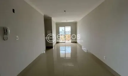Apartamento à venda, 2 quartos, 1 suíte, 3 vagas, Santa Mônica - Uberlândia/MG