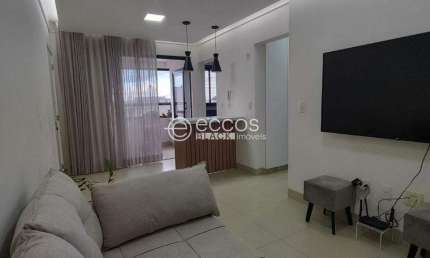 Apartamento à venda, 2 quartos, 1 suíte, 1 vaga, Novo Mundo - Uberlândia/MG