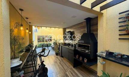 Casa à venda, 3 quartos, 1 suíte, 2 vagas, Vila Olímpica - UBERABA/MG