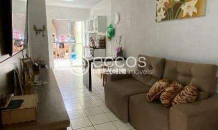Casa em condomínio à venda, 3 quartos, 3 vagas, Recreio dos Bandeirantes - UBERABA/MG