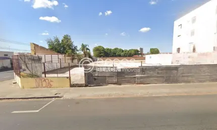 Terreno comercial para alugar na Avenida João Pessoa, --, Martins, Uberlândia