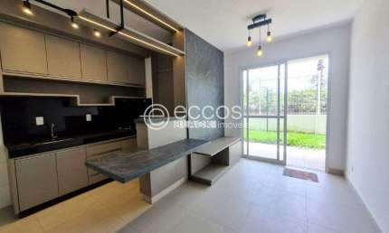 Apartamento à venda, 2 quartos, 1 suíte, 2 vagas, Jaraguá - Uberlândia/MG