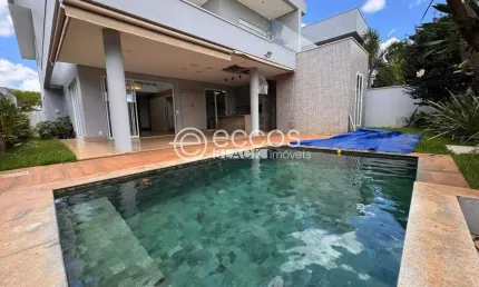 Casa em condomínio para aluguel, 3 quartos, 3 suítes, 4 vagas, Jardim Sul - Uberlândia/MG