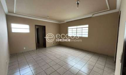 Apartamento à venda, 3 quartos, 1 suíte, 2 vagas, Vila Olímpica - UBERABA/MG
