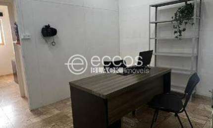Sala comercial à venda, 1 vaga, São Benedito - UBERABA/MG