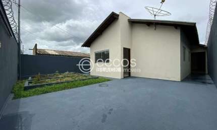 Casa à venda, 3 quartos, 1 suíte, 2 vagas, Cidade Nova - UBERABA/MG