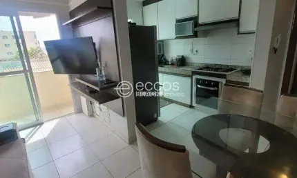 Apartamento à venda, 3 quartos, 1 suíte, 2 vagas, Santa Mônica - Uberlândia/MG