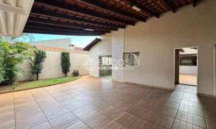 Casa à venda, 3 quartos, 2 vagas, Loteamento Residencial Cândida Borges - UBERABA/MG