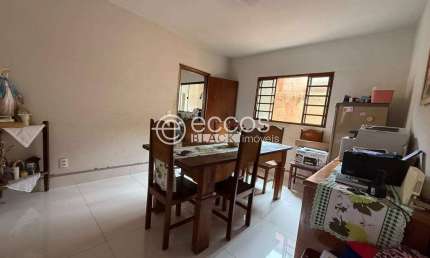 Casa à venda, 3 quartos, 1 suíte, 1 vaga, Boa Vista - UBERABA/MG